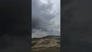 هوا بارونی زیبا رو نگاه آدم از لذت میبره 