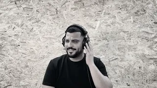 محمد الشيخ  ليش انا حبك جنون   أنسى غرامك     توزيع الفنان مهند الديري  لاتنسوا الاشتراك في القناة دندنها
