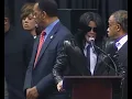Michael Jackson using his normal voice at James Brown s funeral in 2006