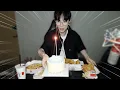 Download Lagu 생일 기념 배 터지게 먹는 멸치