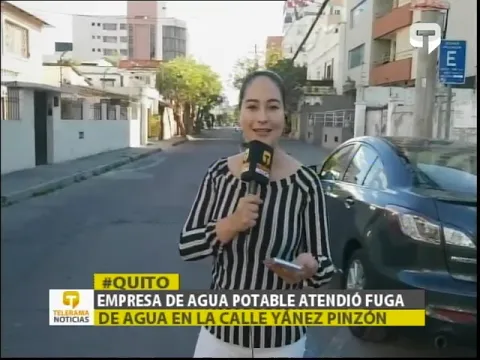 Empresa de agua potable atendió fuga de agua en la calle Yánez Pinzón