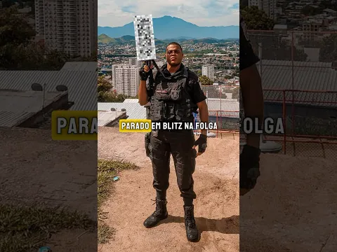 Policial de folga foi parado em blitz para fazer isso 😂