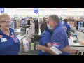 Price Chopper supervisors pay it forward to grocery sacker