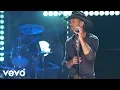 Tim McGraw - Diamond Rings and Old Barstools From iHeart Live