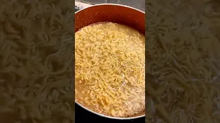 عملت اندومي ع السحور لهيلين تخيلوا اندومي نودلز كوري 