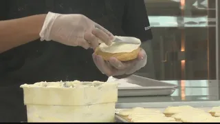 Crumbl Cookies whips up new business in Wheeling with their opening on Friday