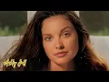 Ashley Judd Rare G-Strlng Bikini Moments Leave Nothing to Imagination