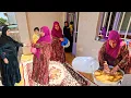 Download Lagu A Mother's Struggle: Dusting Dreams for Her Daughter