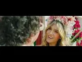No Te Vayas (Official Video) - Carlos Vives