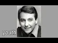 밥 건튼 변천사 (Bob Gunton Transformation)