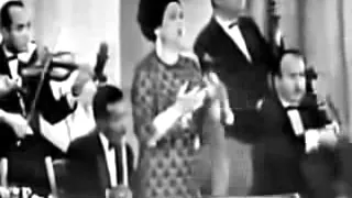 ربما تجمعنا اقدارنا ذات يوم بعد ان عز اللقاء     دندنها