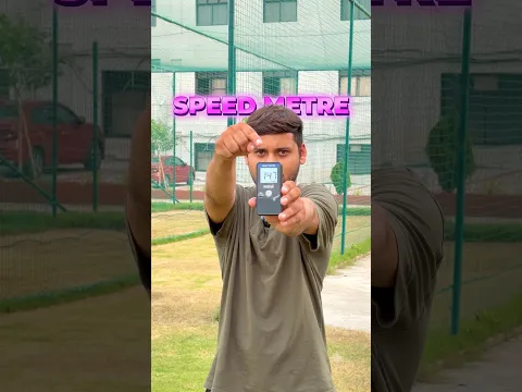 Bowlers vs Batsman who ball fast!😱#cricket #cricketshorts #cricketchallenge