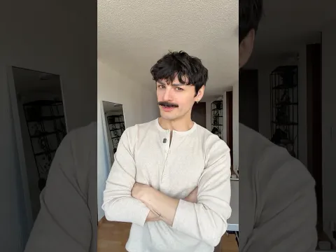 Me puse un bigote falso! 😱👨🏻 jajaja