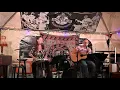 Download Lagu Pinky Toe speelt op Soulex kampvuur sessie