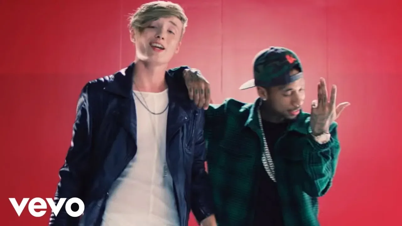 Isac Elliot - Lipstick ft. Tyga Isac Elliot - Lipstick ft. Tyga