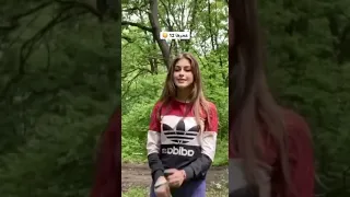 عمرها 12 سنه تخبل بنت جميلة جدا  عمرها 12 سنه تخبل بنت جميلة جدا