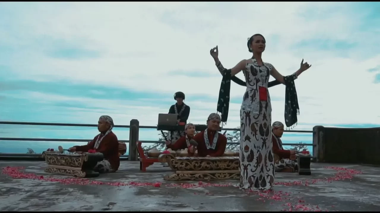Lagu Jawa X Electronic Music by Alffy Rev ft Kecubung Sakti Karawitan Lagu Jawa X Electronic Music by Alffy Rev ft Kecubung Sakti Karawitan