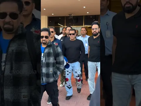 Salman Khan ने गरीब बेटर को एक लाख रुपए दे दिया 😱 #salmankhan #shortvideo