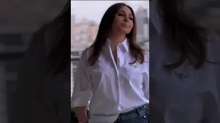 يا نعيش مع بعض حبيبي اليسا 