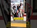 Lagu 🔴CAUGHT ON CAMERA: Pickpockets targeting elderly tourists! Must-Watch #TravelTips #Viral #Pickpocket