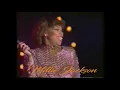 Lagu Millie Jackson Keep The Home Fire Burning, Put Some Down On It (live in Manchester)