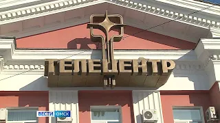 Знаменитую вывеску на здании Омского Телецентра сделали за рекордные два месяца