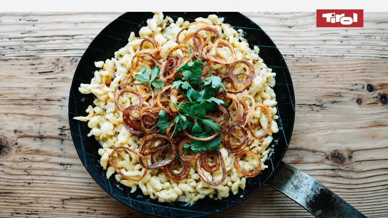 
          
          
          
            
            Käsespätzle: Das allerbeste Tiroler Kasspatzln Rezept 👨🍳
          
        . 