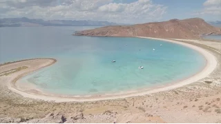 EP.20 Sailing Vessel Prism; Crescent Shaped Paradise