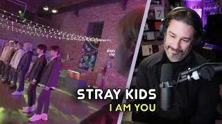 Download Director Reacts - Stray Kids - \ MP3