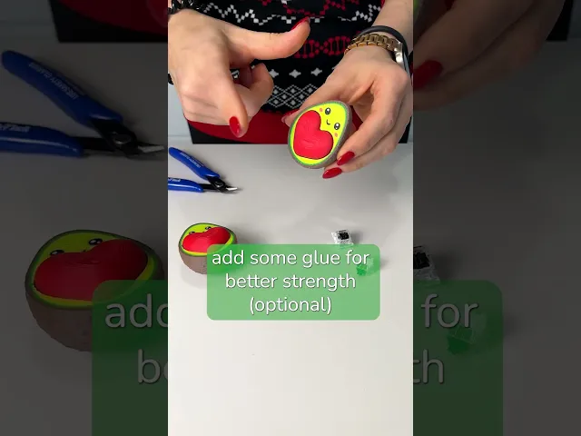 Avocado Clicker Heart Keychain, Romantic San Valentine's Gift, Love video thumbnail