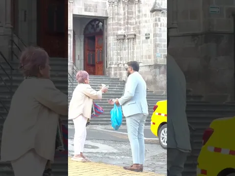 MAKING PEOPLE HAPPY IN ECUADOR