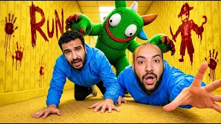 دخلت انا وستورم عالم غريب من الباكرومز