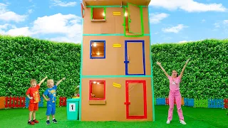 Giant Cardboard House  - Funny Kids Adventures!