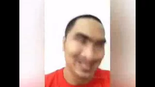 تحشيش على نغمة الايفون هههههههه 