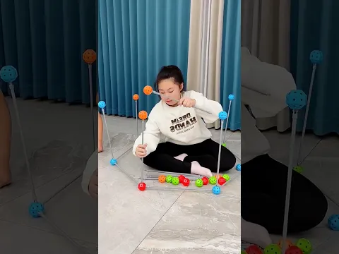 أصبح بيت العصي المغناطيسية صغيرًا جدًا 😂🏠