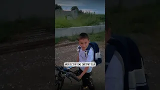 Дети выходят в школу скоро😍 Раздаю подарки 🔥 #дети #школа #выходные #подарок