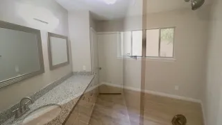 5334 Creekbend Dr Houston TX 77096