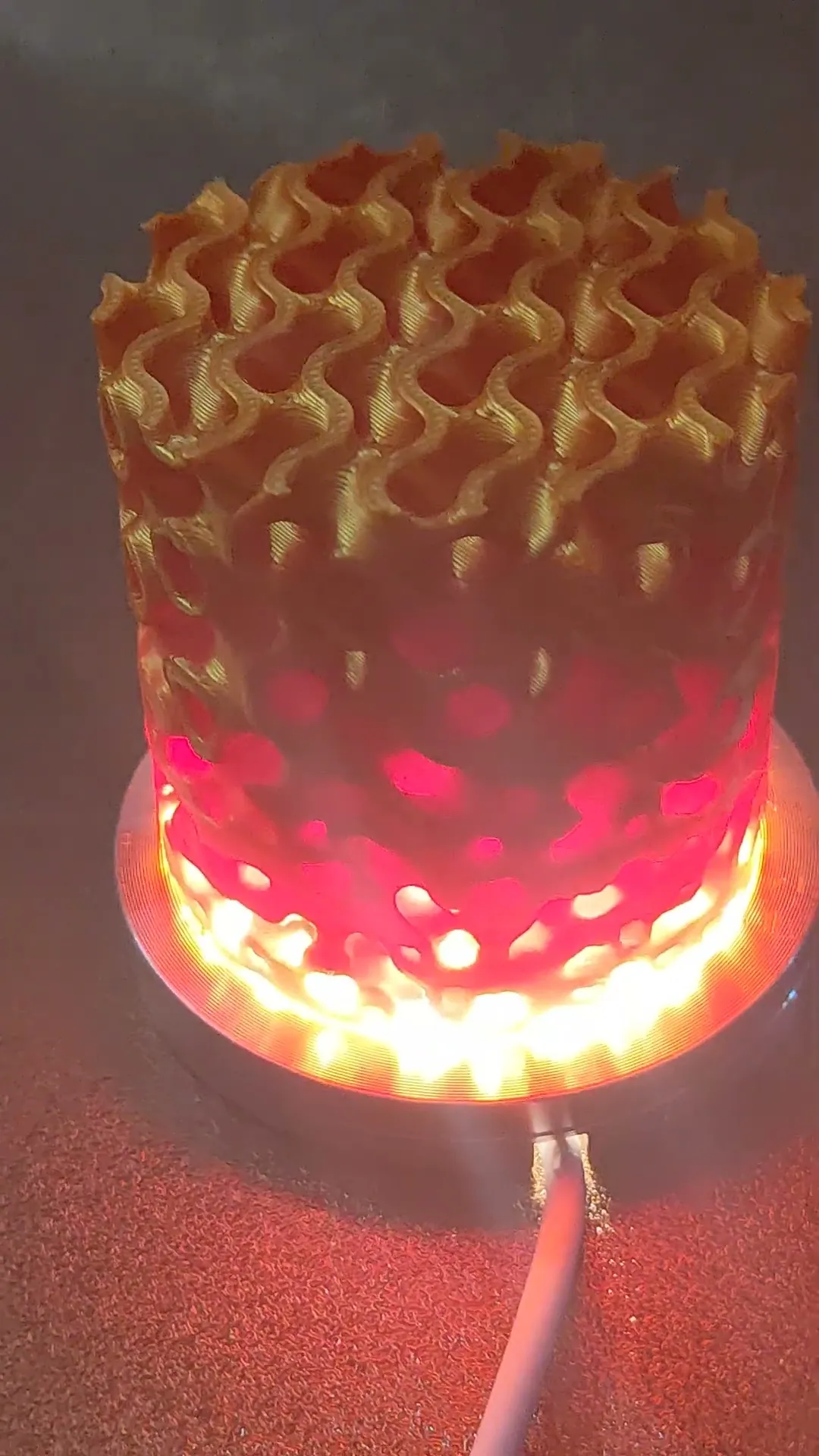 SSurface to Gyroid Transition Cylinder
