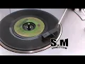 Download Lagu kon apna kon paraya aise na mil MUNIR Hussain Mala Begum