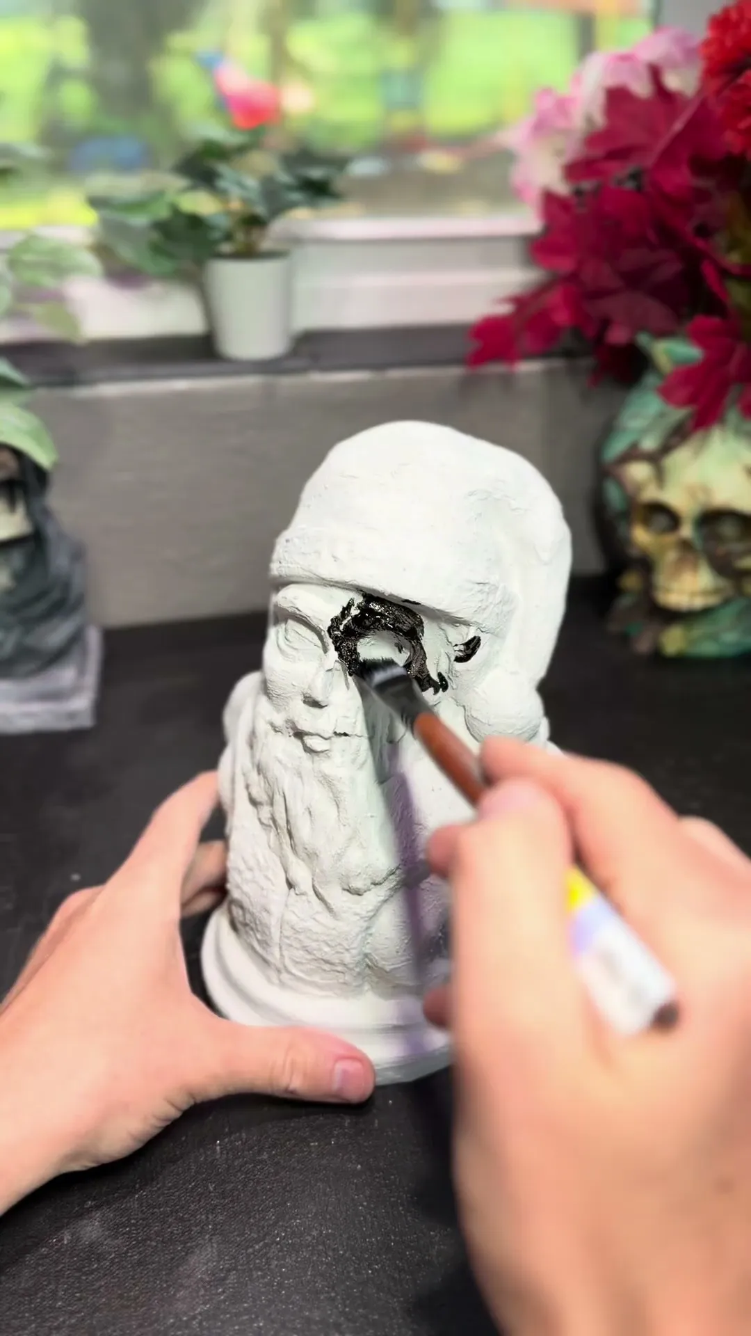 Santa bust statue