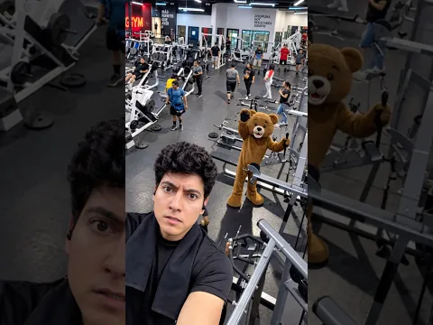 Este Oso me sigue a todas partes 🐻 #horrorstories