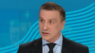 Pijany senator, biały proszek "w ławach rządowych". Gorąca dyskusja w studiu