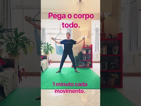 O treino com bastão que ativa pernas, braços e abdômen.