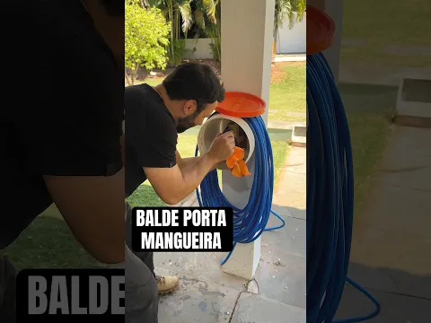 Fiz um suporte funcional pra mangueira!