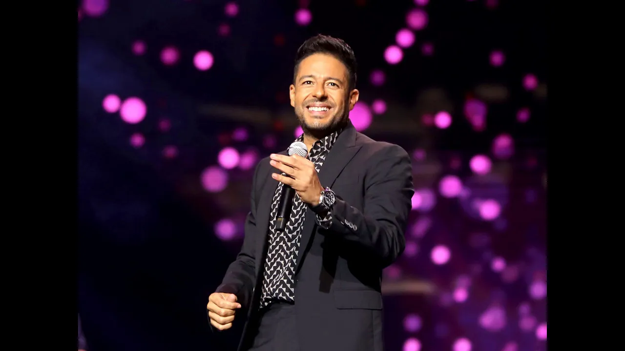 Hamaki - Oddam El Nas (Official Lyrics Video)Español حماقي - قدام الناس Hamaki - Oddam El Nas (Official Lyrics Video)Español حماقي - قدام الناس