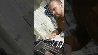 بحبك وداري دندنها