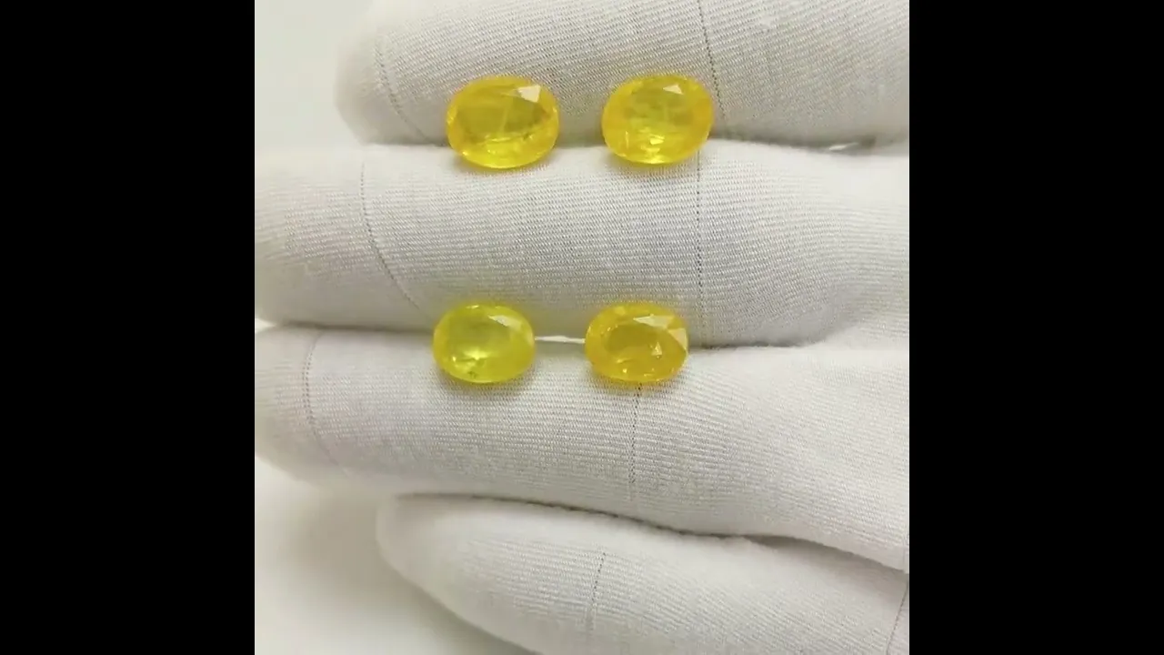 Natural Yellow Sapphire (Nigeria) (Heated) Oval Faceted (4.61 Cts. / 5 Ratti)