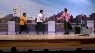 كله من مشهد الكورنيش المعفن   علي ربيع خرج عن شعوره ونسي النص       دندنها