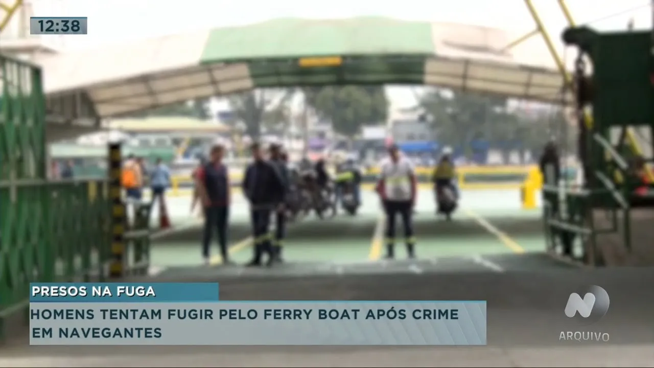 Homens tentam fugir pelo ferry boat após cometer crime em Navegantes