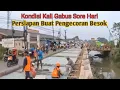 Download Lagu Proses Pemasangan Besi Bigisting Buat Persiapan Pengecoran Besok, Kondisi Kali Gabus Sore Hari